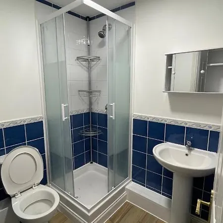 Airport, Dcu بيت ضيافة دبلن