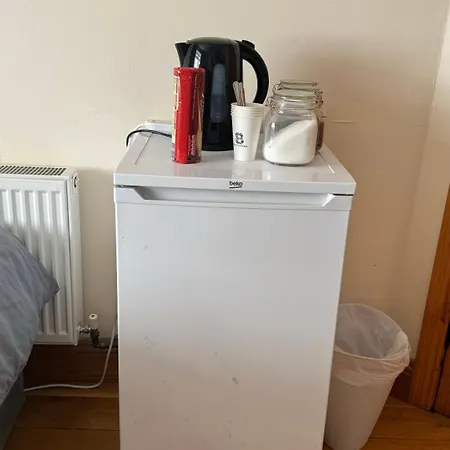 Airport, Dcu بيت ضيافة *